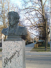 Памятник А.С.Пушкину (одно непонятно - поставить памятник Пушкину и запретить все вывески на русском языке...)